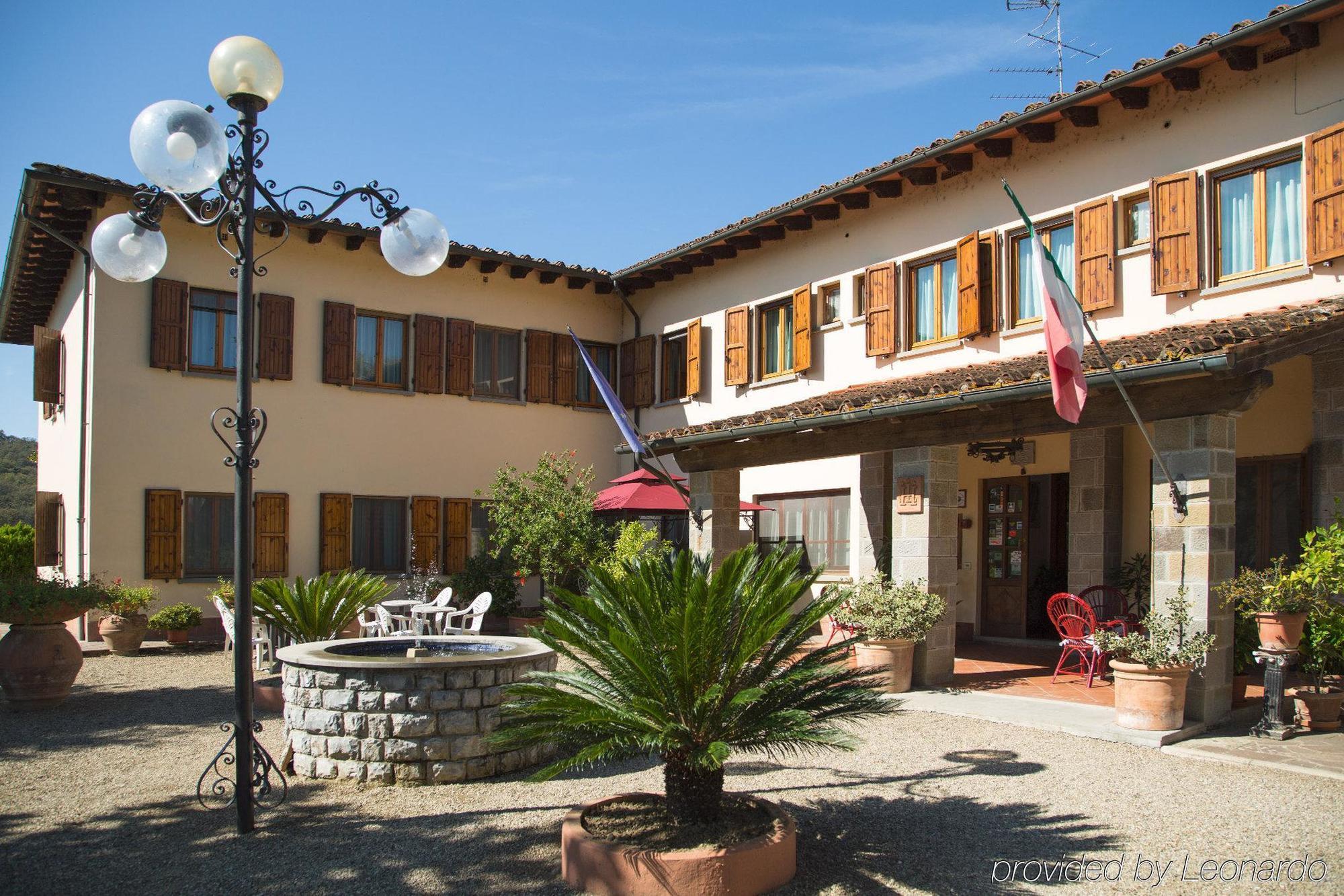 Hotel Del Lago Cavriglia Ngoại thất bức ảnh
