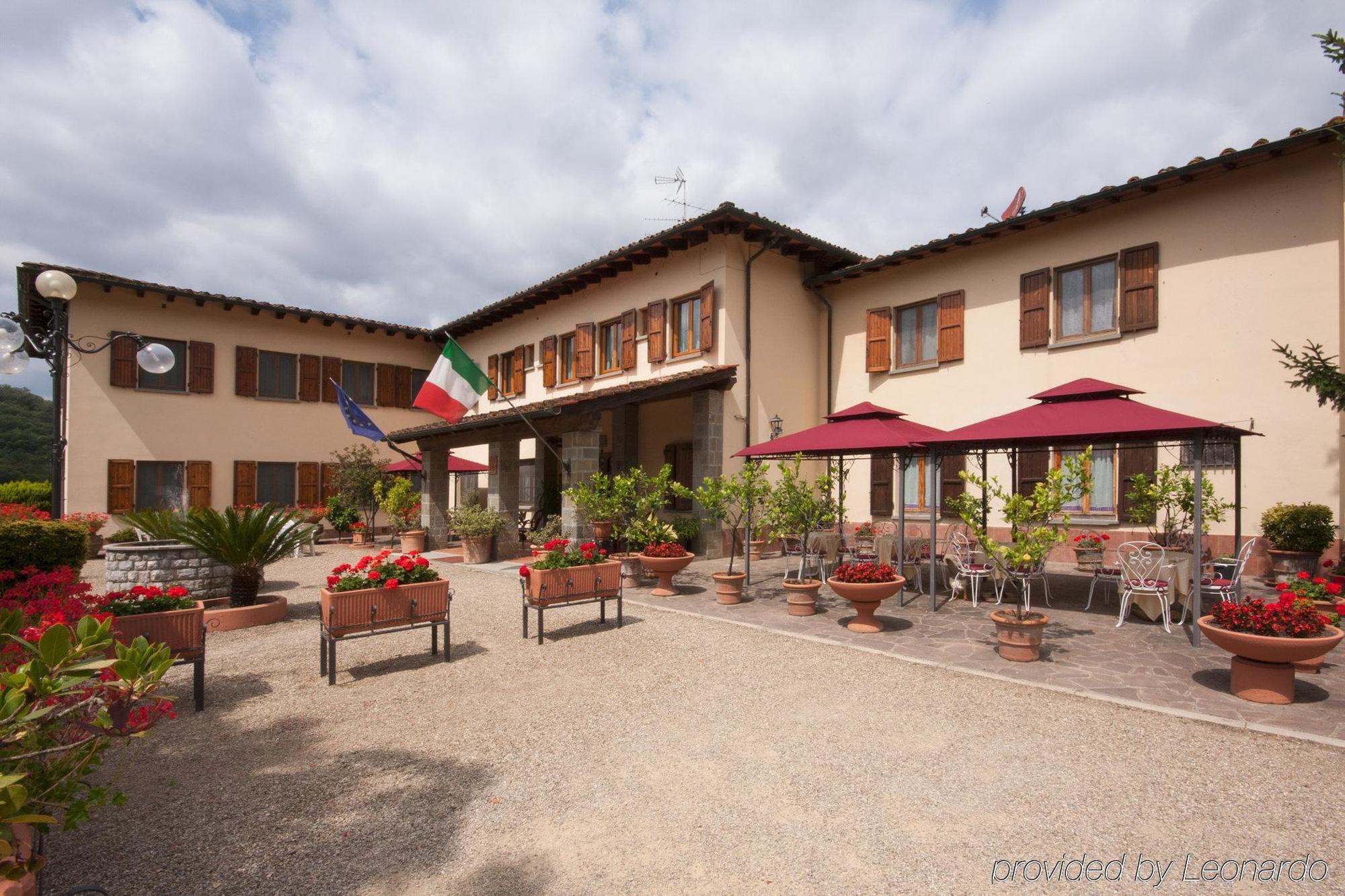 Hotel Del Lago Cavriglia Ngoại thất bức ảnh