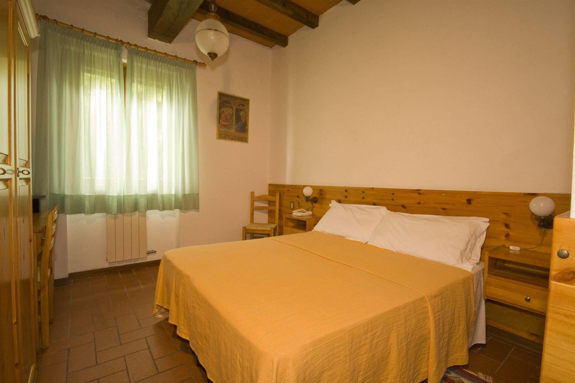 Hotel Del Lago Cavriglia Ngoại thất bức ảnh