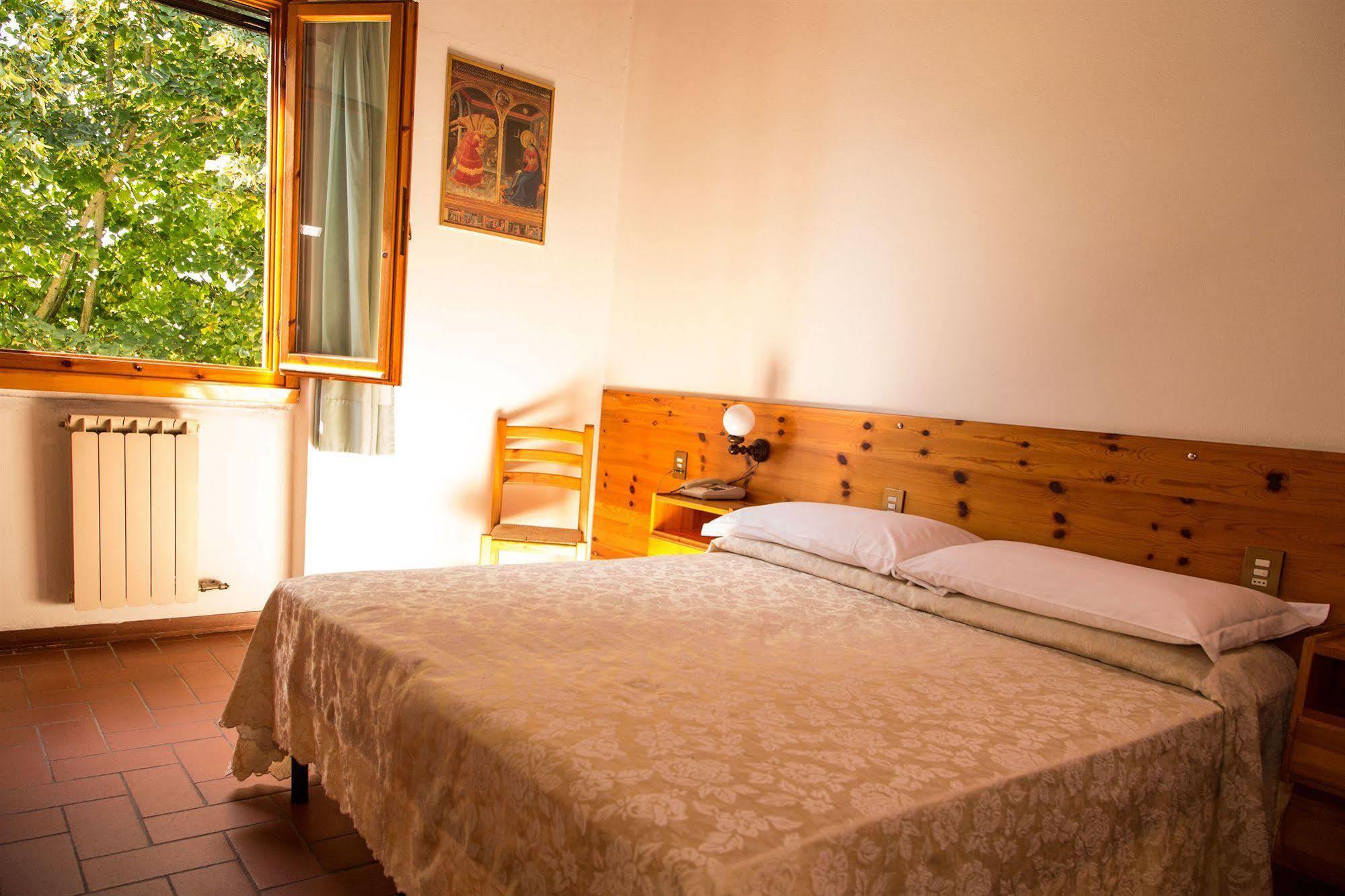 Hotel Del Lago Cavriglia Ngoại thất bức ảnh